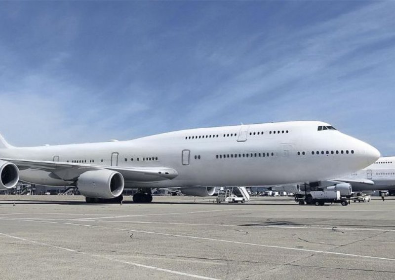Kraljevska obitelj prodaje privatni Boeing 747, izgleda kao leteća palača