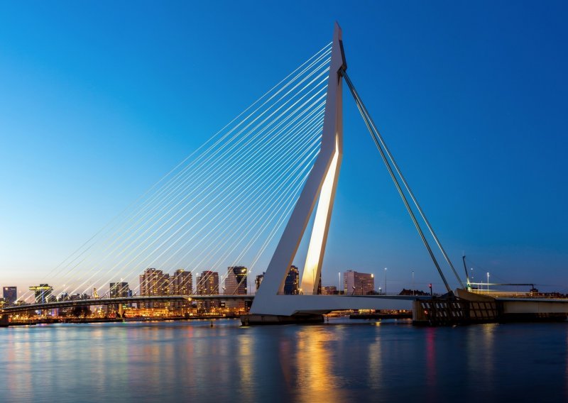 Najveća zapljena droge u Europi, 2,5 tone metamfeatmina u luci u Rotterdamu