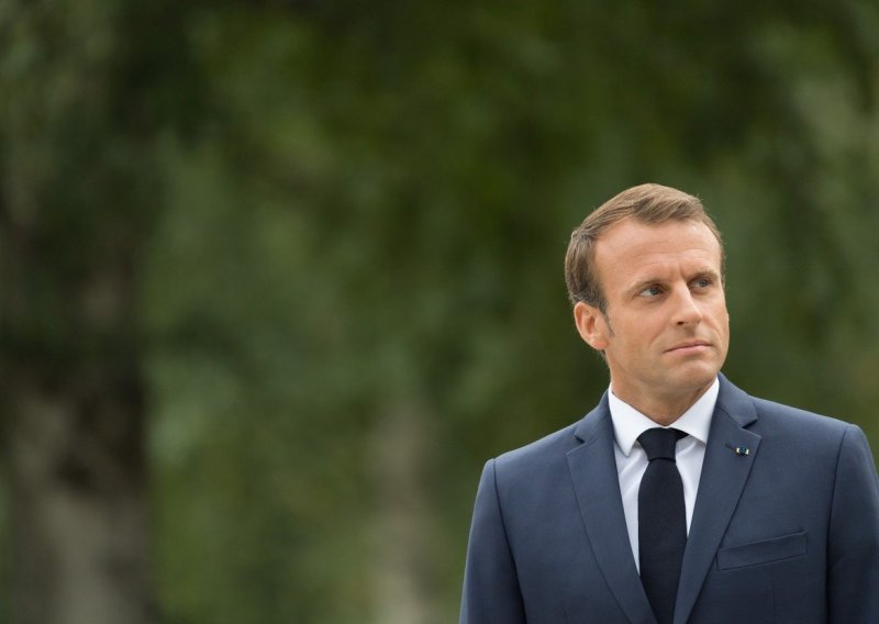 Rekordno niska popularnost francuskog predsjednika Macrona