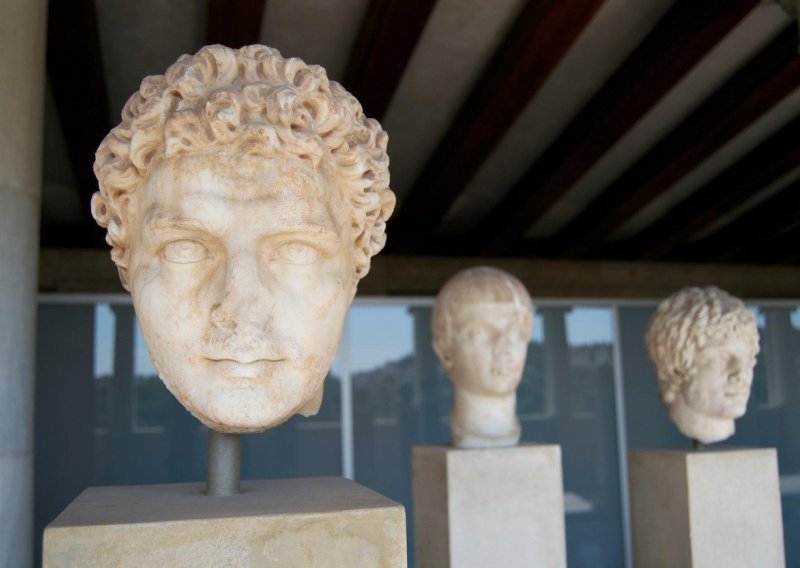 Pronađen kip Afrodite ukraden iz skladišta grčkog muzeja