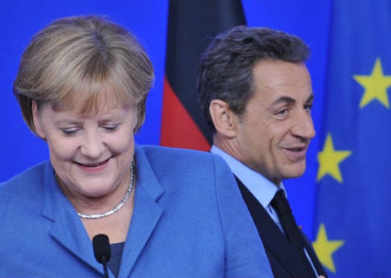 Merkel nezadovoljna Sarkozyjevom promjenom