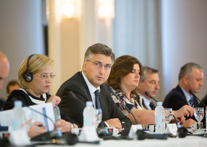 Plenković: Europski novac pridonijet će razvoju Slavonije