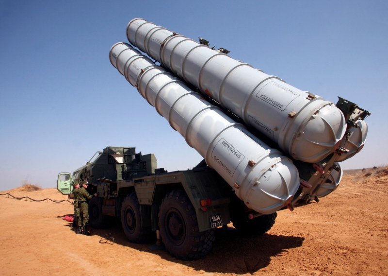 Rusija će Siriji isporučiti protuzračni raketni sustav S-300