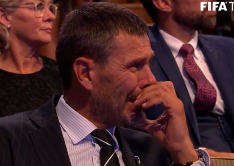 Pogledajte emotivni govor Luke Modrića kojim je rasplakao svog idola Zvonimira Bobana