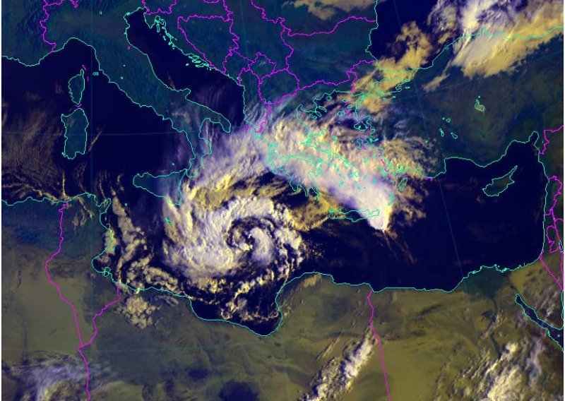 Zbog prodora hladnog zraka stvara se mediteranski uragan, prva na udaru je Italija