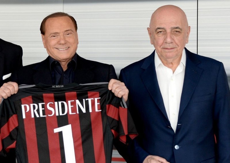 Italija u transu; Silvio Berlusconi se vraća na nogometnu scenu, kupio je trećeligaša