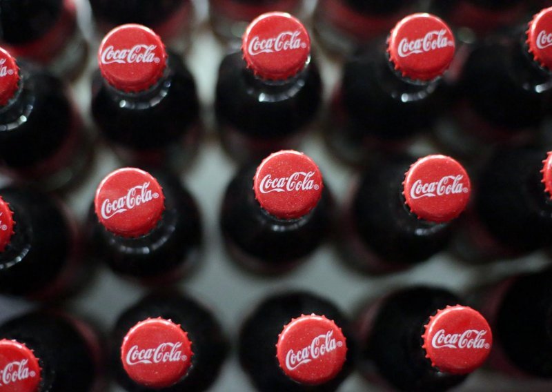 Coca-Cola Hellenic kupuje srpskog proizvođača Plazma keksa