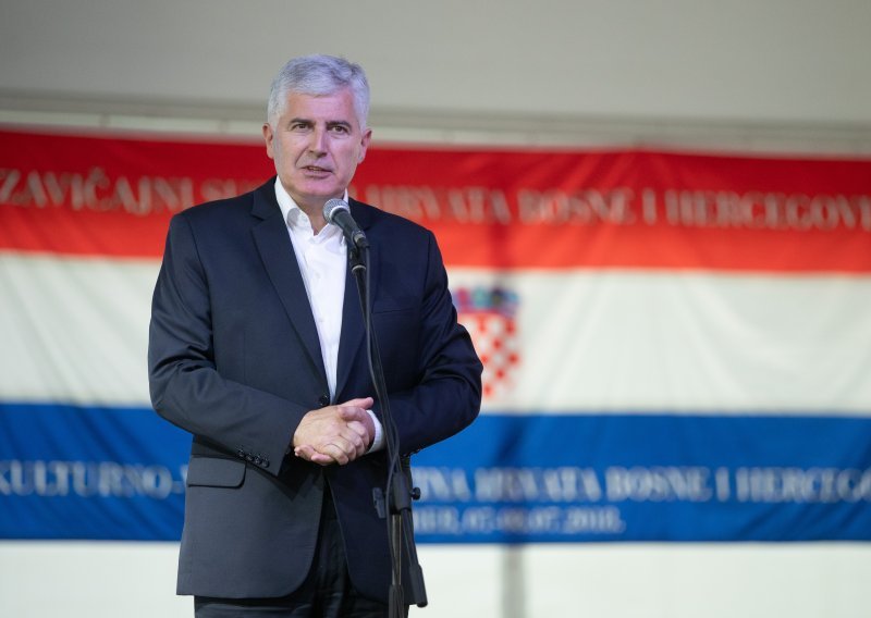 Čović ponovno predsjednik Hrvatskog narodnog sabora, u deklaraciji se traži preustroj BiH