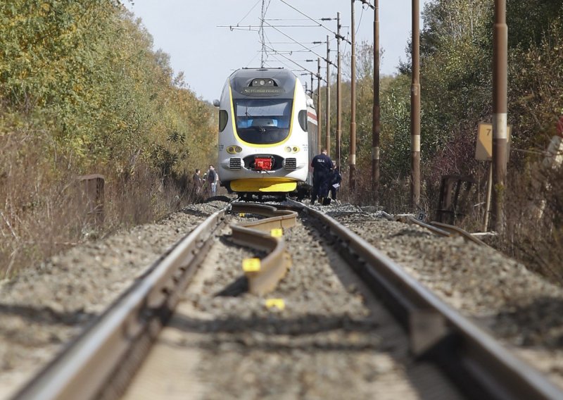 Velika šteta: Policija objasnila zašto je vlak kod Vrbovca iskočio iz tračnica