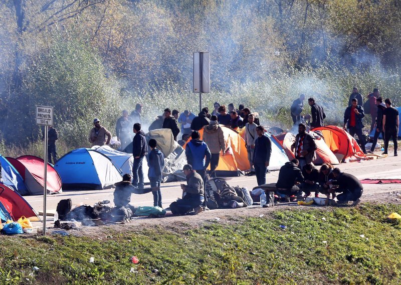 Slovenija ove godine u Hrvatsku vratila više od 1500 migranata