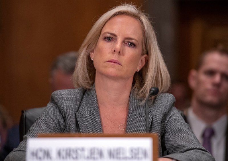 Trump smijenio ministricu domovinske sigurnosti Kirstjen Nielsen