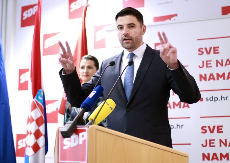 Počela sjednica Predsjedništva SDP-a: Bernardić će morati objasniti najlošiji rejting stranke u deset godina