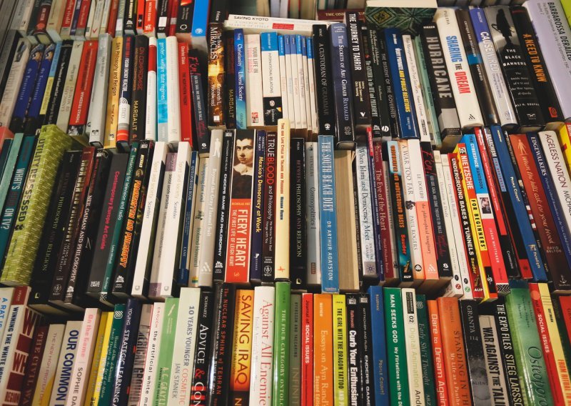 Književna samoposluga na Gornjem gradu: Donesite koliko imate i uzmite koliko hoćete