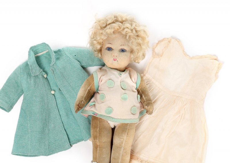 Bila je lutka jedne princeze, a sada će se nakon više od 80 godina naći na aukciji. Pogađate li čija je?