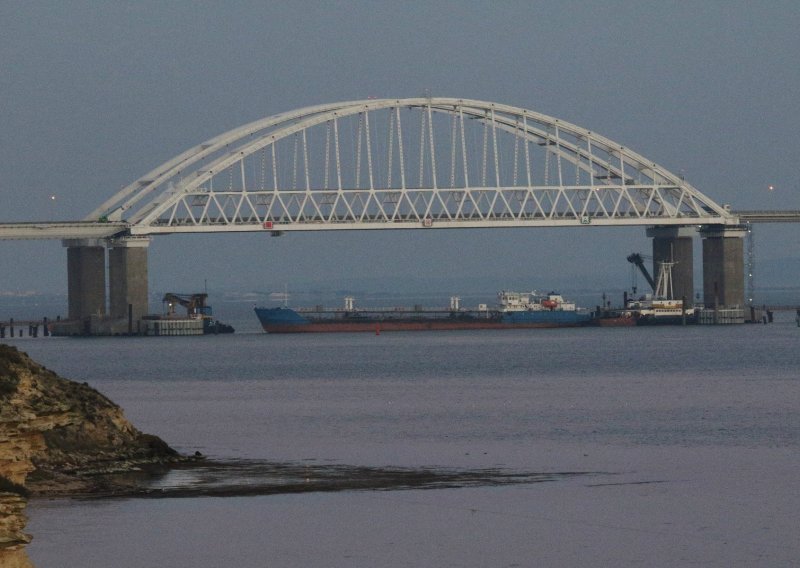 Rusija smjestila uhićene ukrajinske mornare u privremeni pritvor