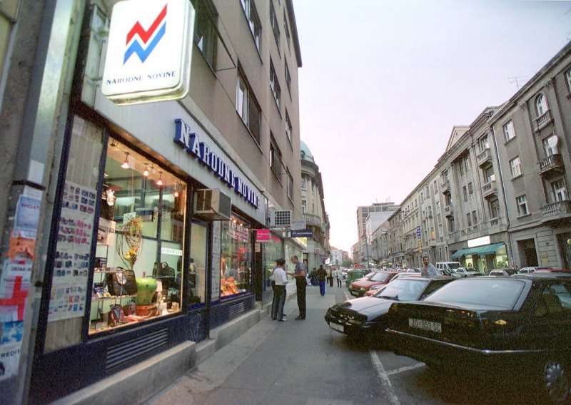Narodne novine otvorile trgovinu u Tirani