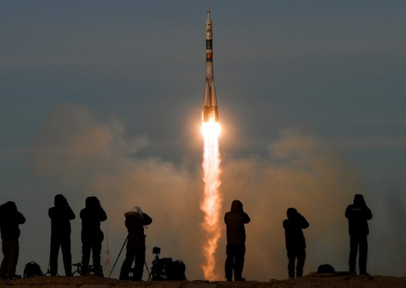Za nadogradnja Sojuza za svemirski turizam 400 milijuna dolara