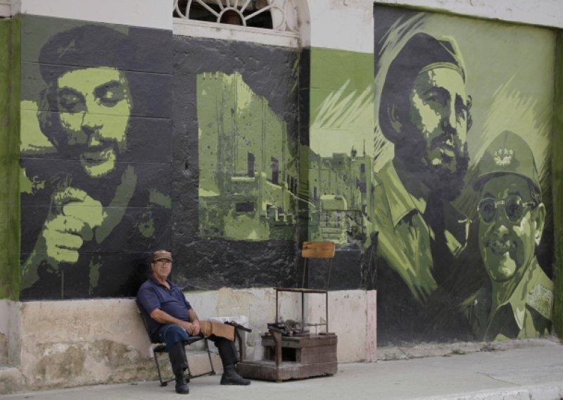 Na Kubi oslobođeno više od 2.500 zatvorenika