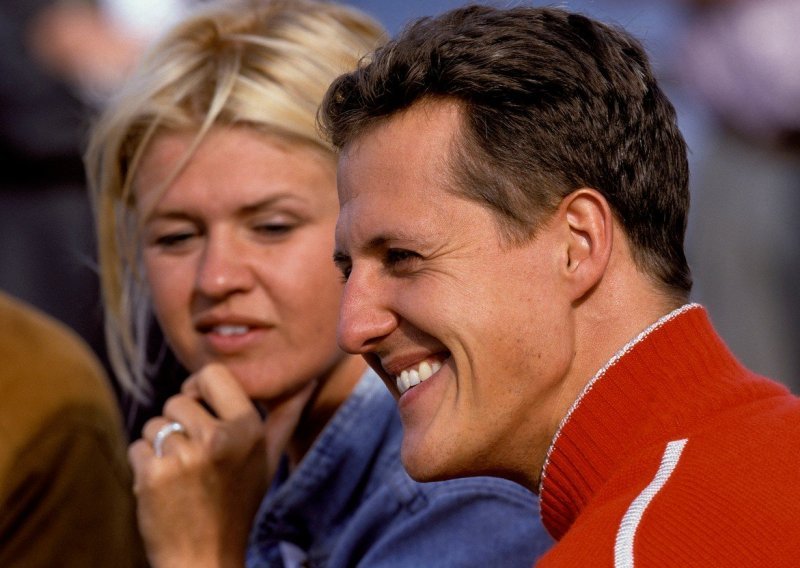 Supruga Michaela Schumachera objavila priopćenje o njegovu stanju uz jednu važnu molbu