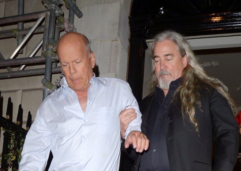 Ludi provod: Bruce Willis svom je osoblju zadao probleme nakon vesele zabave