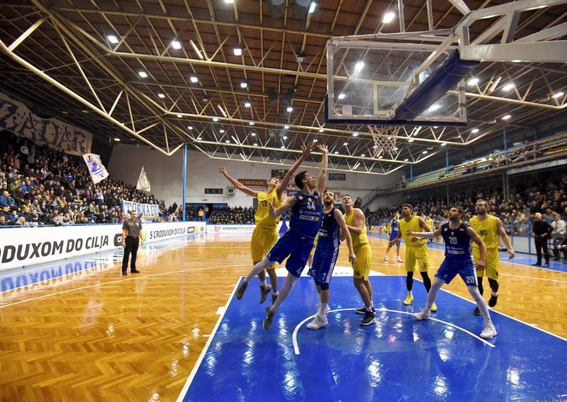 Zadar prvi izborio završni turnir Kupa; gradskog suparnika ostavio na 'minus 62'