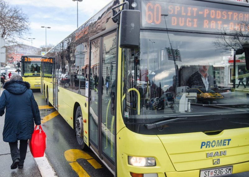 Zbog napada na vozača, svi splitski autobusi stali na 10 minuta