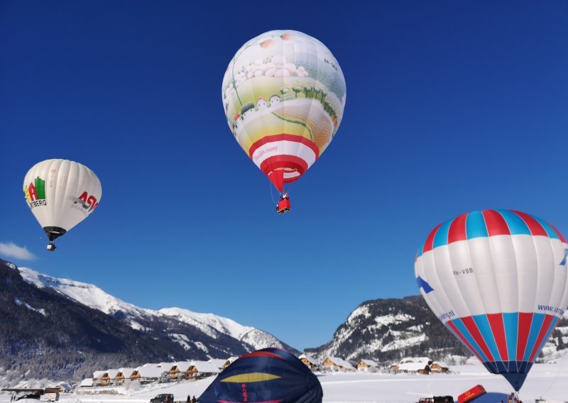 Umjetničko djelo Ivana Rabuzina preletjelo Alpe na balonu