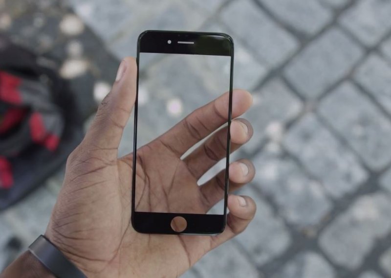 Novi iPhone imat će 'neuništiv ekran'