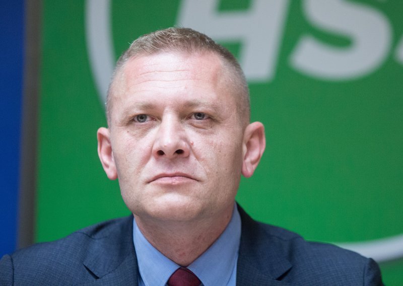 Beljak najavio raspravu o izlasku HSS-a iz Europske pučke stranke
