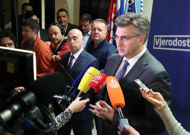 Plenković: I dalje smatramo da je Tajanijeva izjava bila neprihvatljiva i neprimjerena