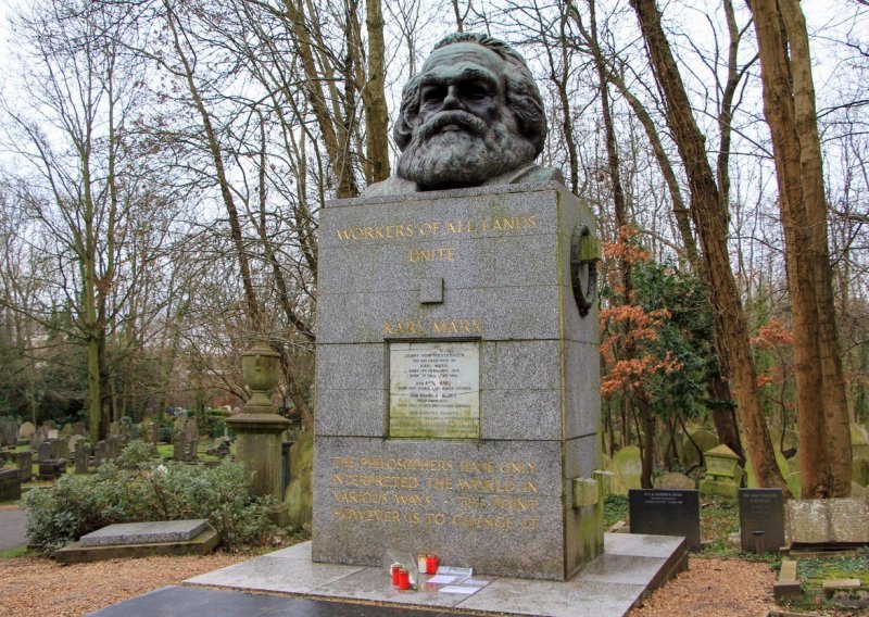 Grob Karla Marxa oskrnavljen drugi put u mjesec dana