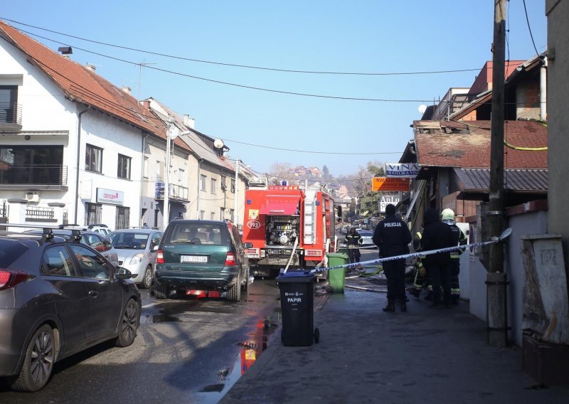 Potpuno izgorjela pečenjara u zagrebačkoj Kustošiji, jedna osoba ozlijeđena
