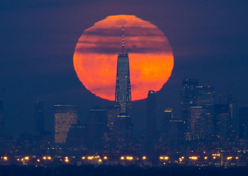 Pogledajte fantastične slike najvećeg super mjeseca ove godine