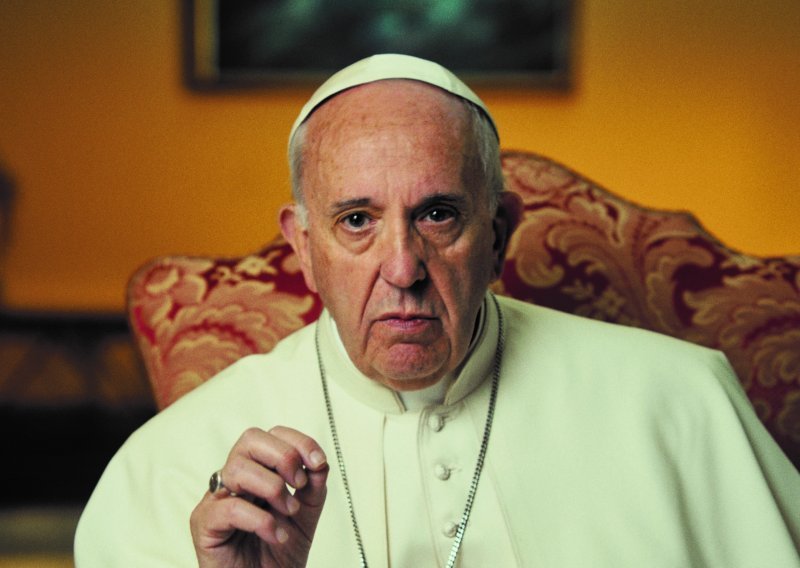 Papa: Crkva mora priznati mušku dominaciju i seksističko nasilje
