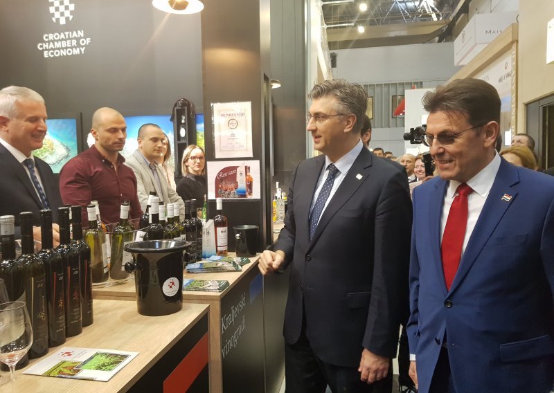 Plenković obišao hrvatske vinare na sajmu u Düsseldorfu