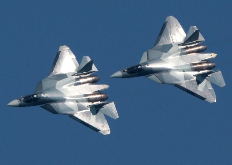 [VIDEO] Putin proglasio najbolji lovački avion na svijetu: Ništa ne može letjeti kao naš Su-57