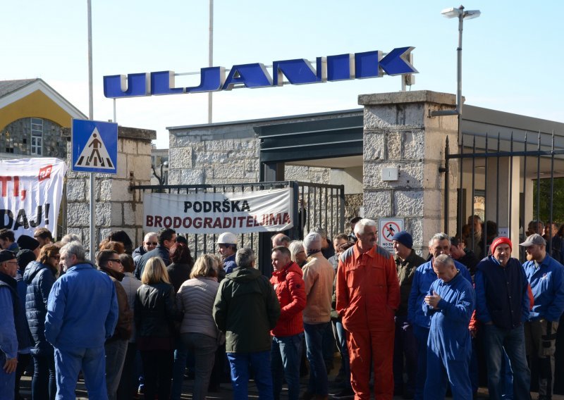 Sindikat metalaca prekinuo štrajk u Uljaniku, dva sindikata ne odustaju