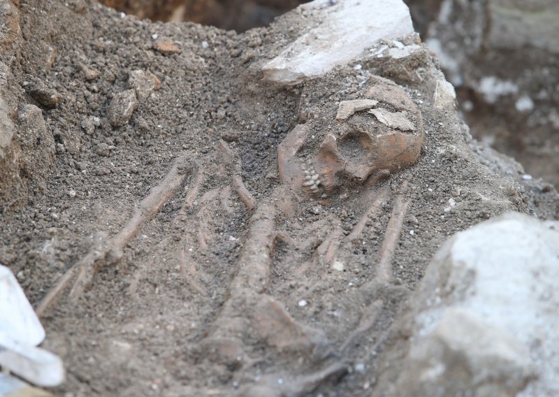 Splićane nemalo iznenadio arheološki nalaz: u centru grada pronašli kostur star 900 godina
