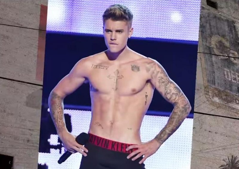 Justin Bieber u reklami za donje rublje Calvina Kleina