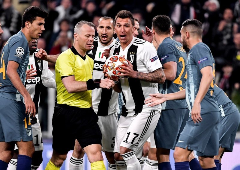 Desetkovani Juventus dočekuje 'rossonere'; Mario Mandžukić predvodi neprepoznatljivu postavu 'stare dame'