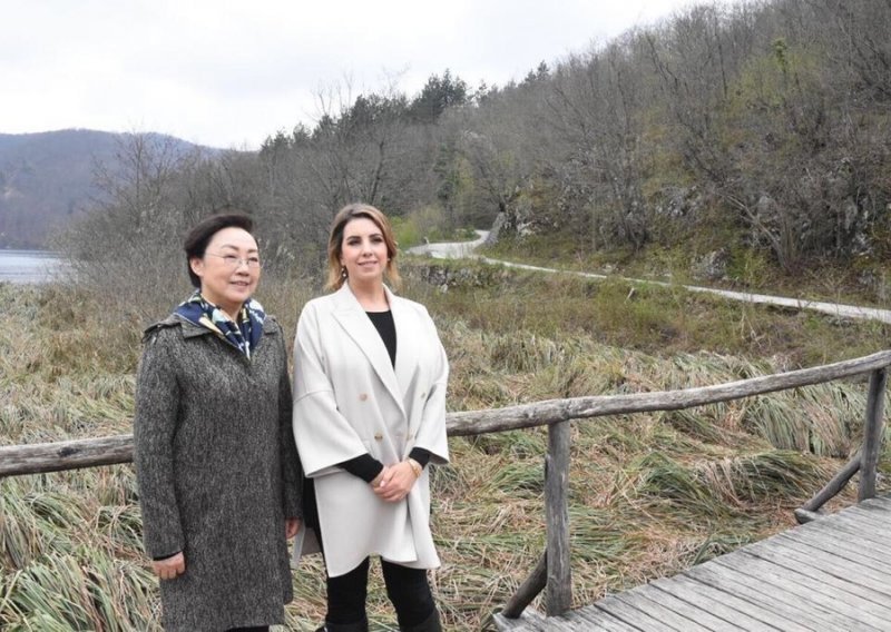 Ana Maslać Plenković i supruga kineskog premijera zajedno na izletu