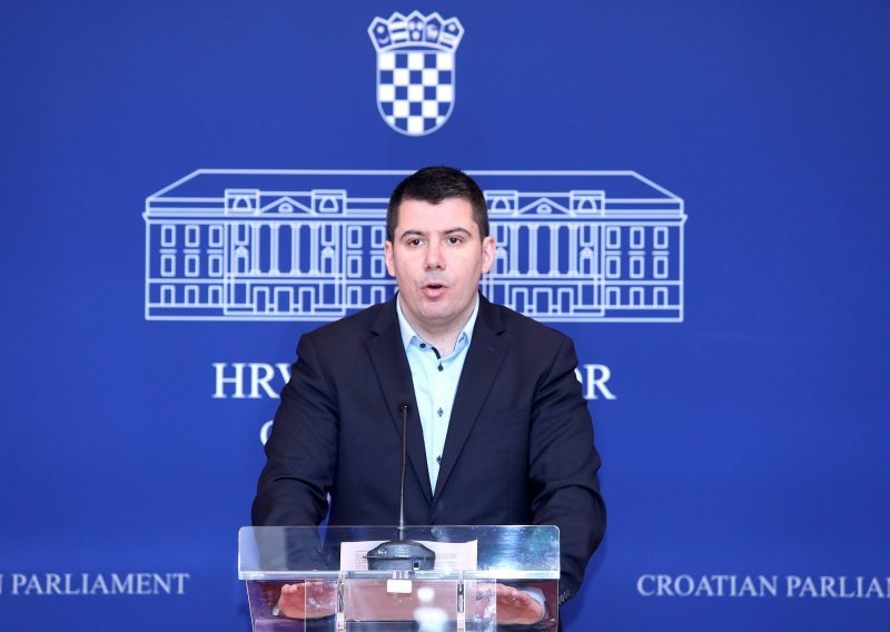 Most: Srbija je otvorila novo poglavlje pristupnih pregovora, a ne izvršava preuzete obveze