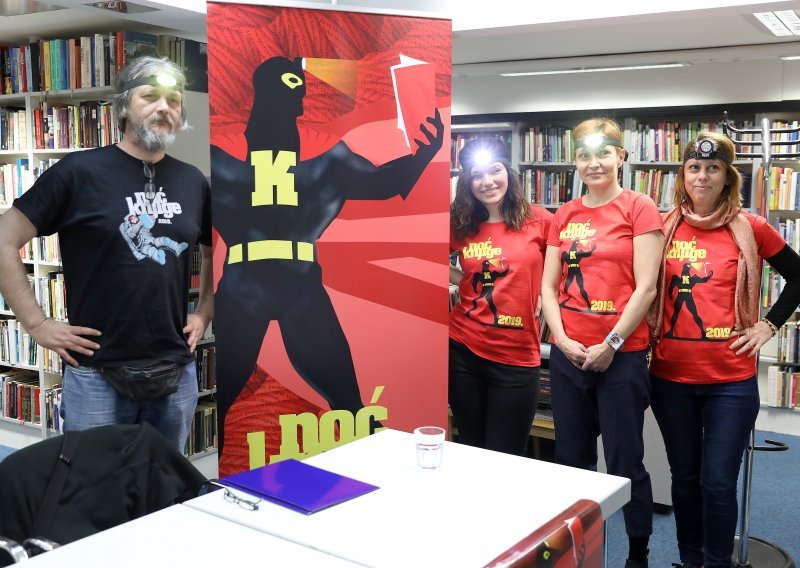 Manifestacija Noć knjige ove godine ima svoj zaštitni znak- junaka Knjigomira