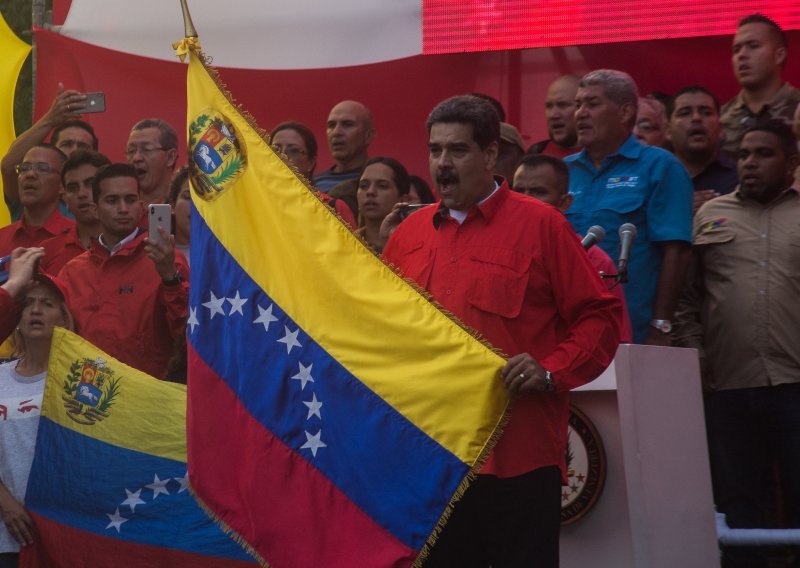 Maduro otvorio venezuelsku granicu s Kolumbijom