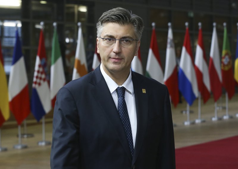 Politico: Plenković je miljenik EPP-a, njegov trenutak tek dolazi