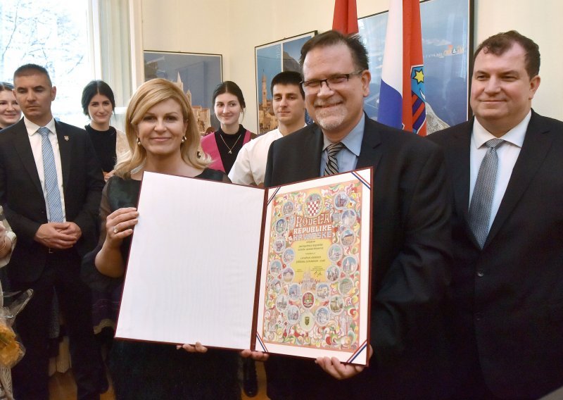 Predsjednica se susrela s hrvatskom zajednicom u Ottawi, prisjetila se dana kada je radila u veleposlanstvu