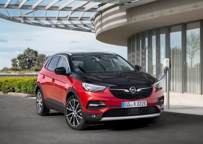 I Opel elektrificira svoje modele: Prvi je na red došao SUV