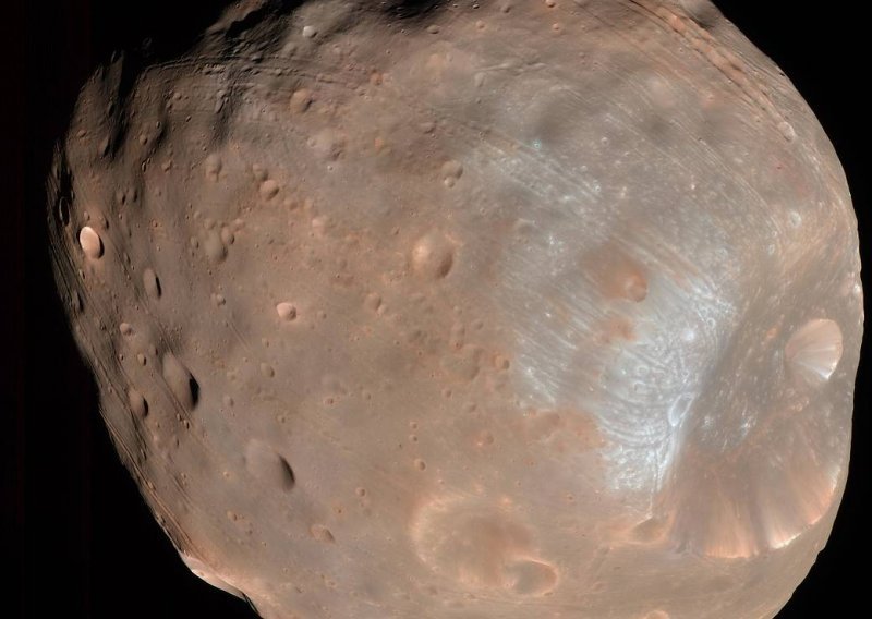 Ovako izgleda Marsov mjesec Fobos uhvaćen termalnom kamerom orbitera Odyssey