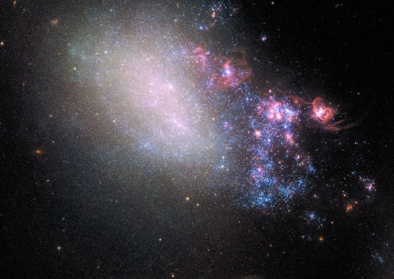 Hubble je snimio kozmičke jaslice nastale nakon sudara dviju galaksija