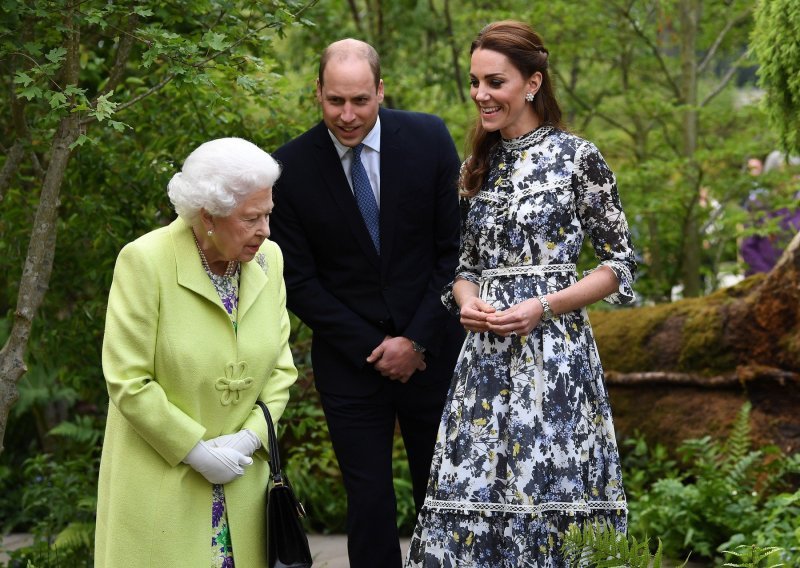 Prekršila strogo kraljevsko pravilo: Ovaj modni potez Kate Middleton kraljici se nikako neće svidjeti